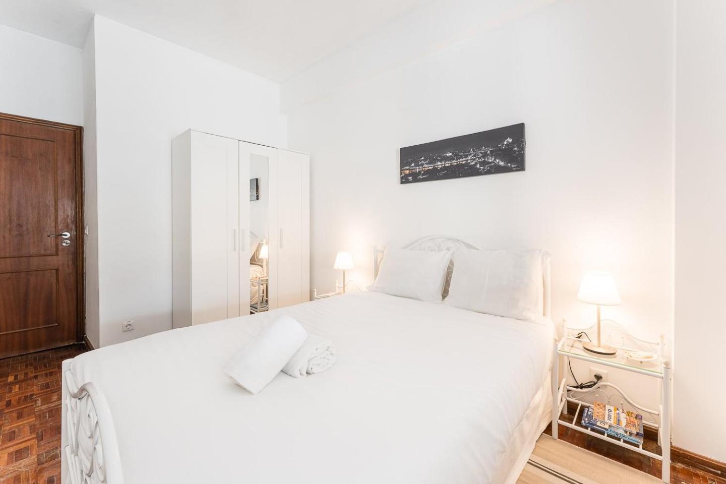 Guestready - Modern Cosy Apartment With A Terrace Porto Kültér fotó