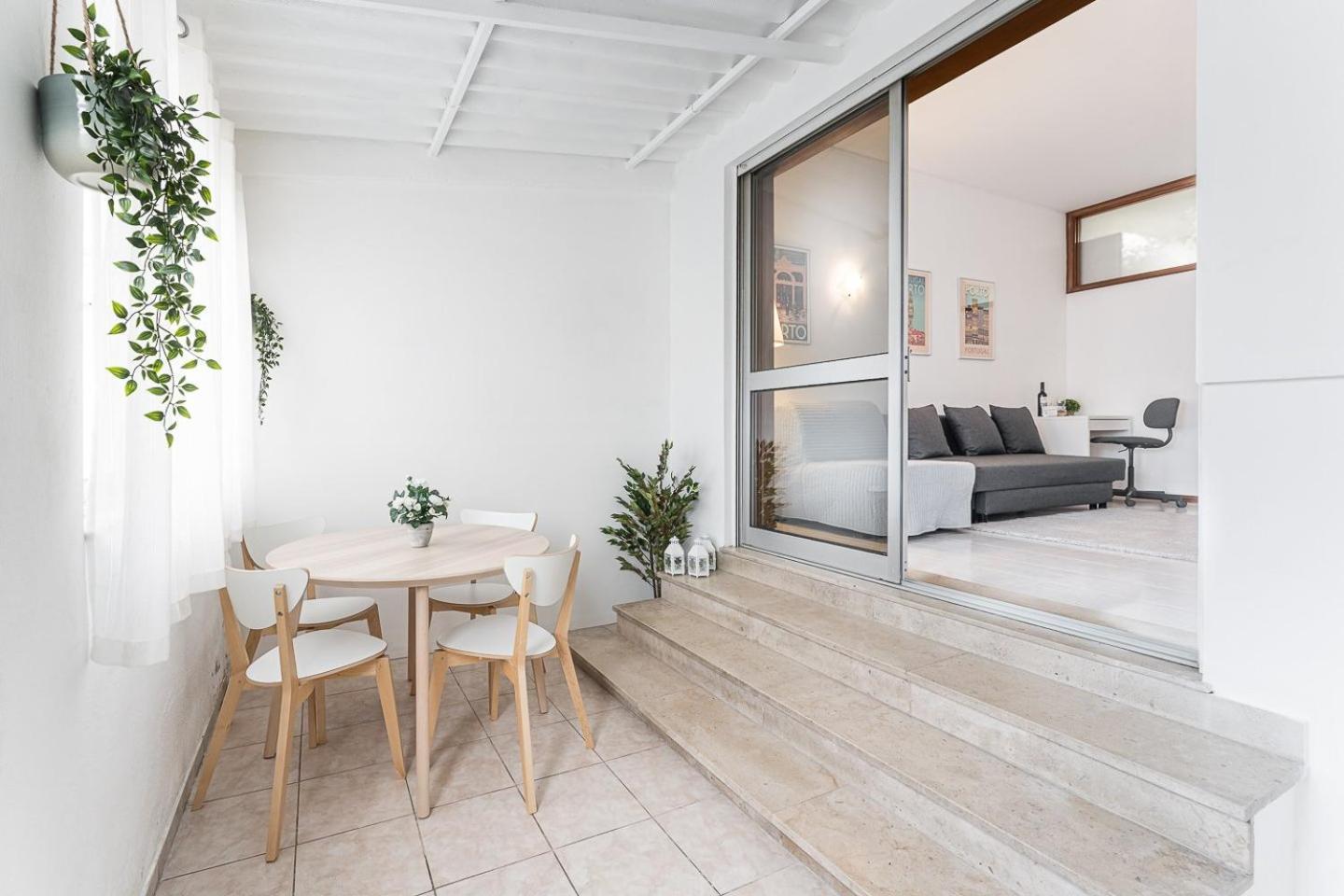 Guestready - Modern Cosy Apartment With A Terrace Porto Kültér fotó